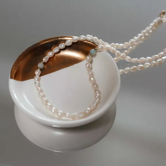 Pearl choker