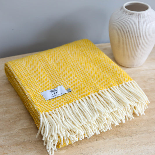 Beehive Wool Blanket in Yellow